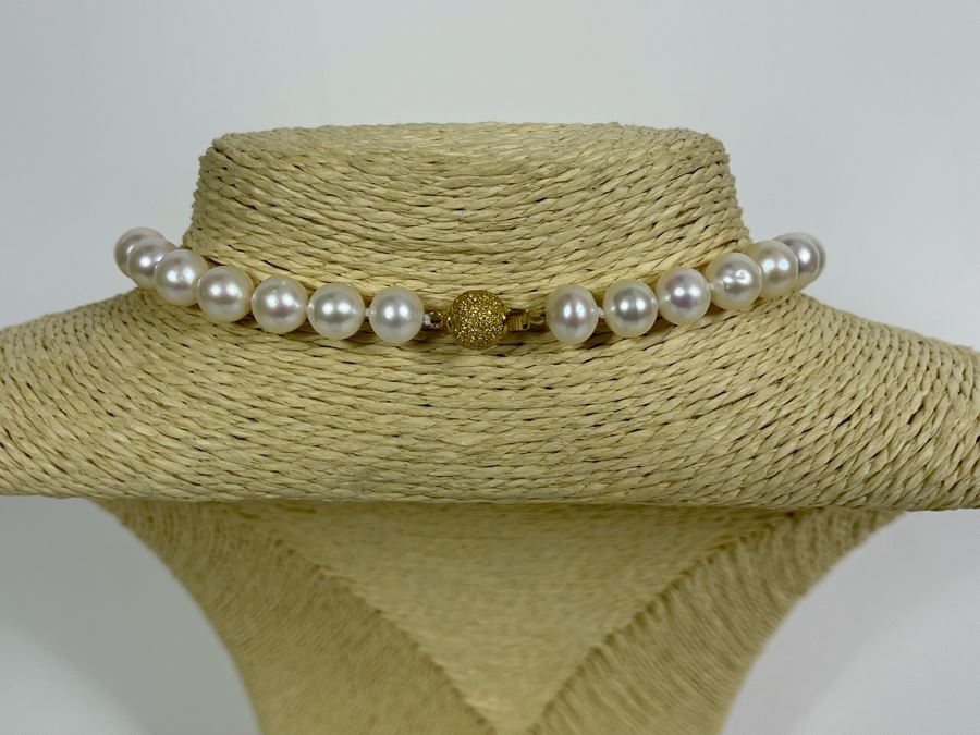 19' Strand Freshwater Cultured 9mm Pearls With 14K Gold Clasp [Photo 8]