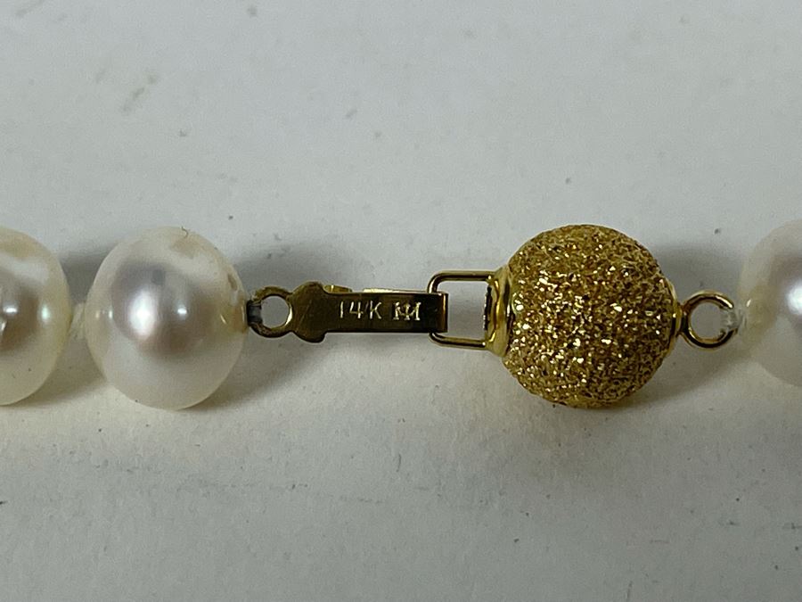 19' Strand Freshwater Cultured 9mm Pearls With 14K Gold Clasp [Photo 2]