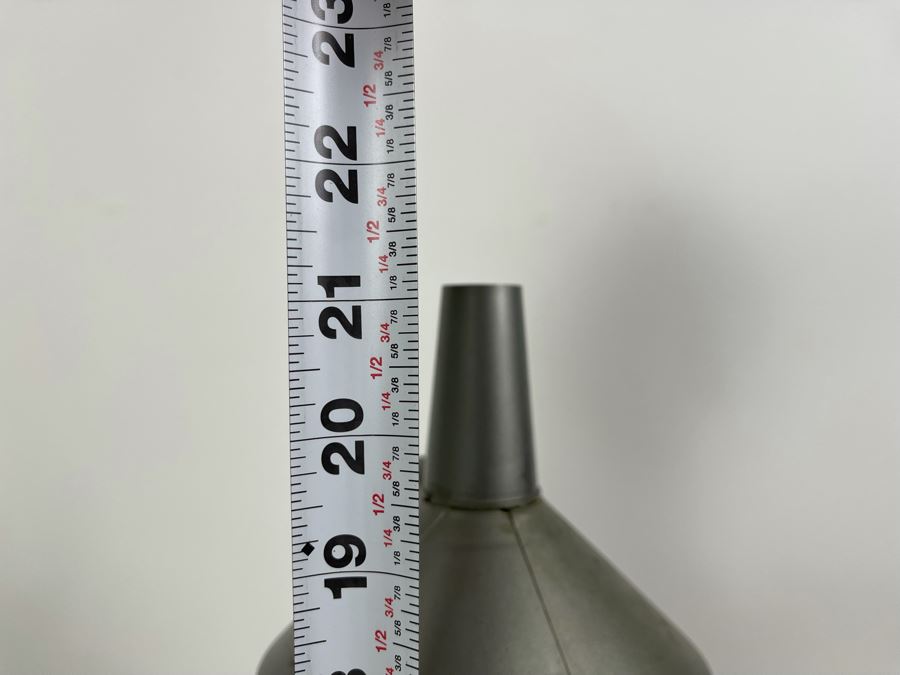 Mid-Century Wizard Of Oz Tin Man Robot Toy From Remco Industries Battery Powered Untested (Missing Front Battery Cover) 9.5W X 11D X 21H [Photo 14]