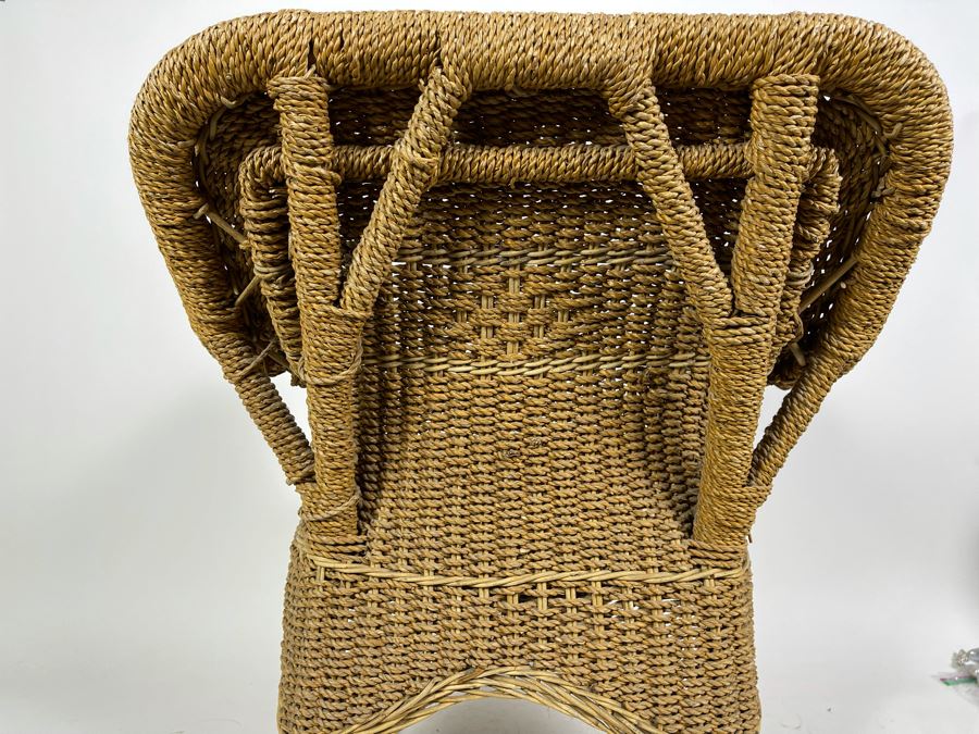 Antique Woven Wicker Child's Rocking Chair 18.5W X 23D X 22H [Photo 5]