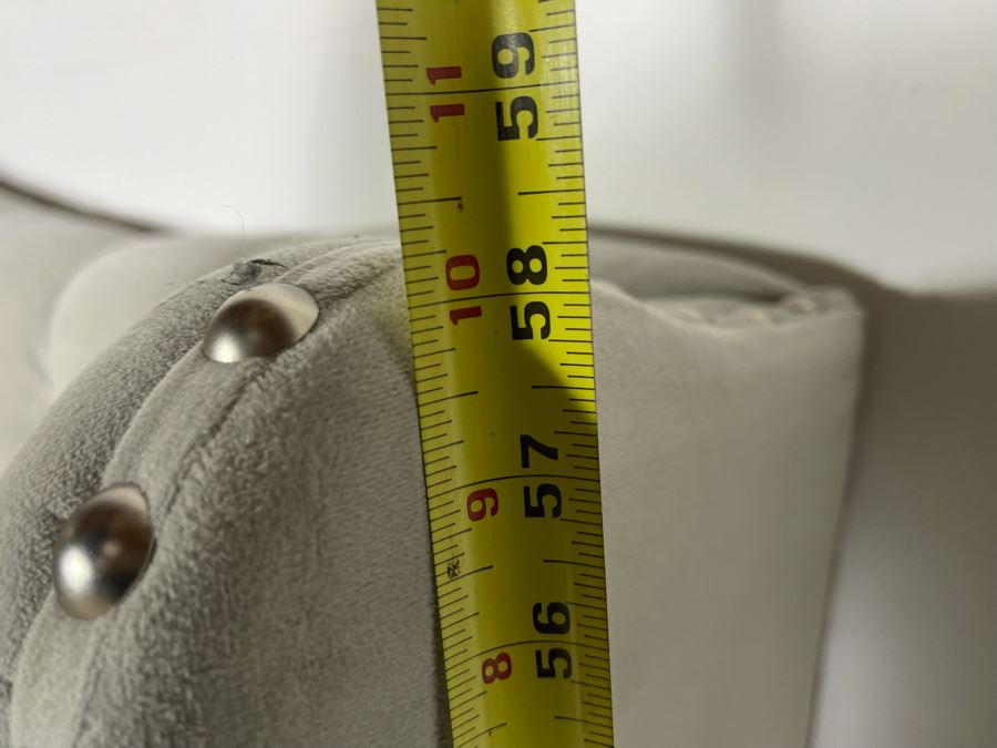 Queen Size Contemporary Tufted Headboard Bed With Silver Tone Nailhead Trim (HE) [Photo 12]