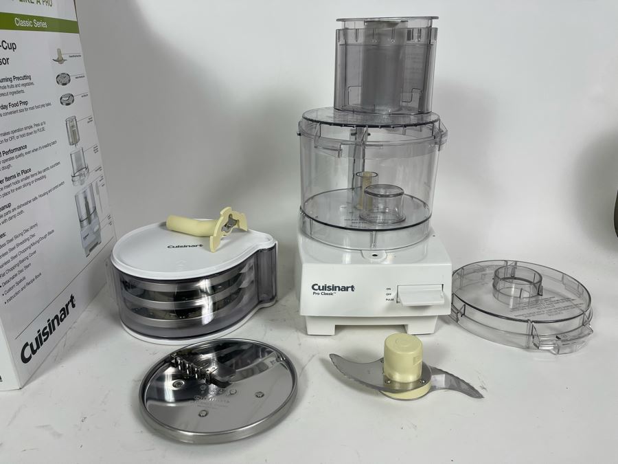 Cuisinart Pro Classic 7Cup Food Processor