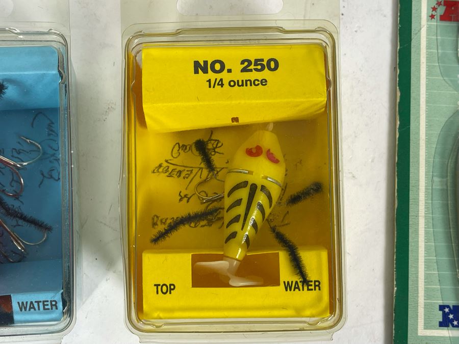 Vintage Fresh Water Bass Fishing Lures [Photo 4]