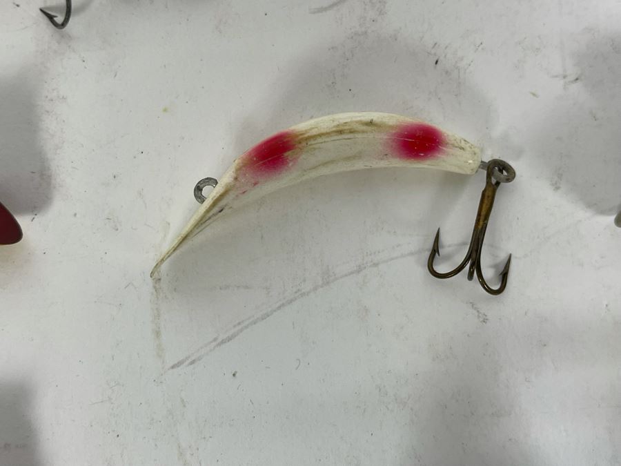 Vintage Fresh Water Bass Fishing Lures [Photo 25]