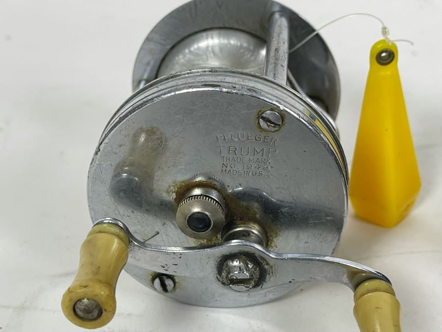 Collection Of Seven Vintage Fishing Reels [Photo 9]