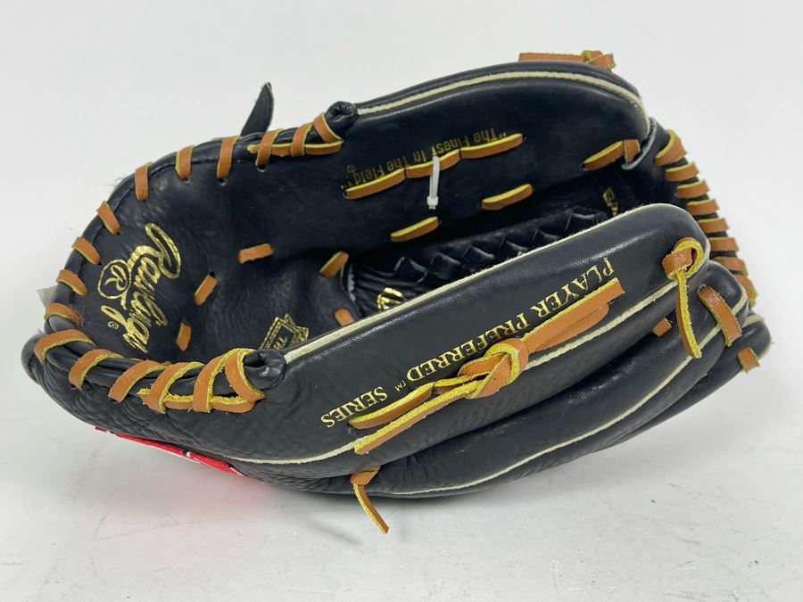 New Leather Rawlings Softball Glove 13' [Photo 3]