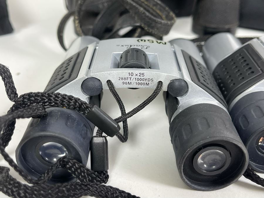 (3) Binoculars [Photo 8]