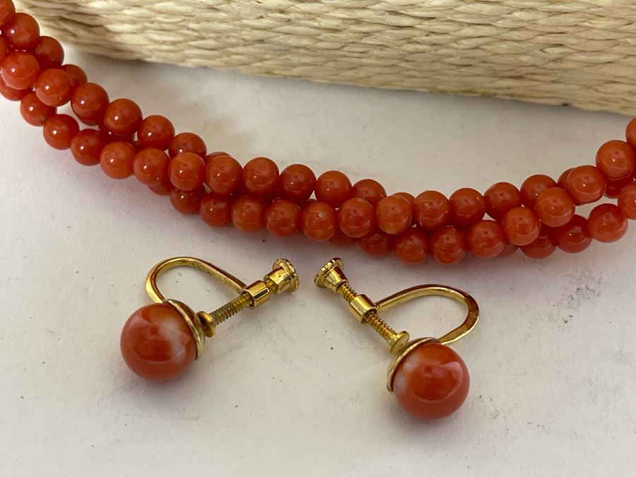 Triple Strand Coral Beads 30' Necklace With Pair Of Coral Earrings [Photo 5]