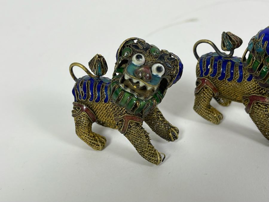 Vintage Nepalese Tibetan Brass Filigree Elephant With Inlayed Turquoise And Coral And Pair Of Foo Dogs Figurines [Photo 5]