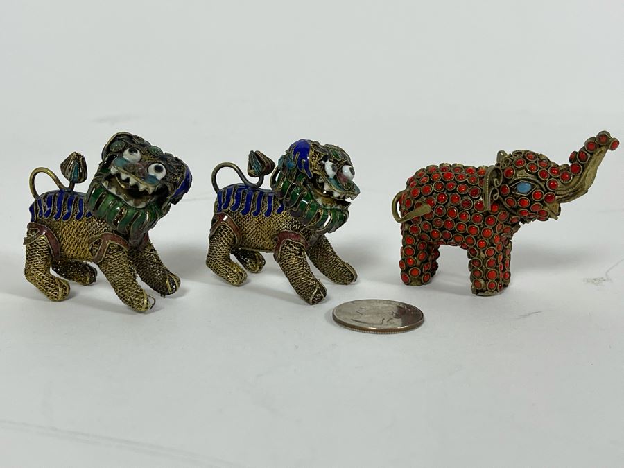 Vintage Nepalese Tibetan Brass Filigree Elephant With Inlayed Turquoise And Coral And Pair Of Foo Dogs Figurines [Photo 3]