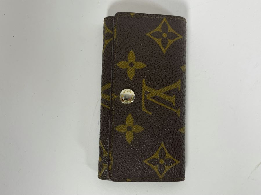 Vintage Louis Vuitton Monogram Key Pouch [Photo 3]