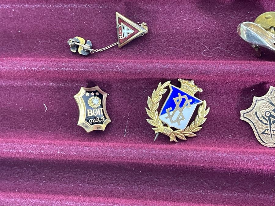 Collection Of Various Vintage Costume Jewelry Including Monet & Christian Dior - See Photos - Watch Is Not Authentic [Photo 4]