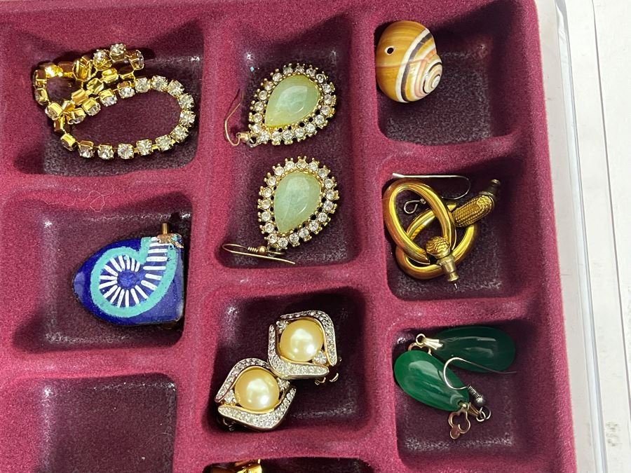 Collection Of Various Vintage Costume Jewelry Including Monet & Christian Dior - See Photos - Watch Is Not Authentic [Photo 16]