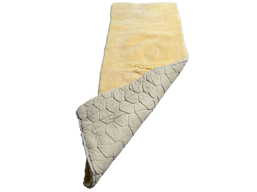 Natural Sheepskin Bed Topper 27W X 75L [Photo 2]