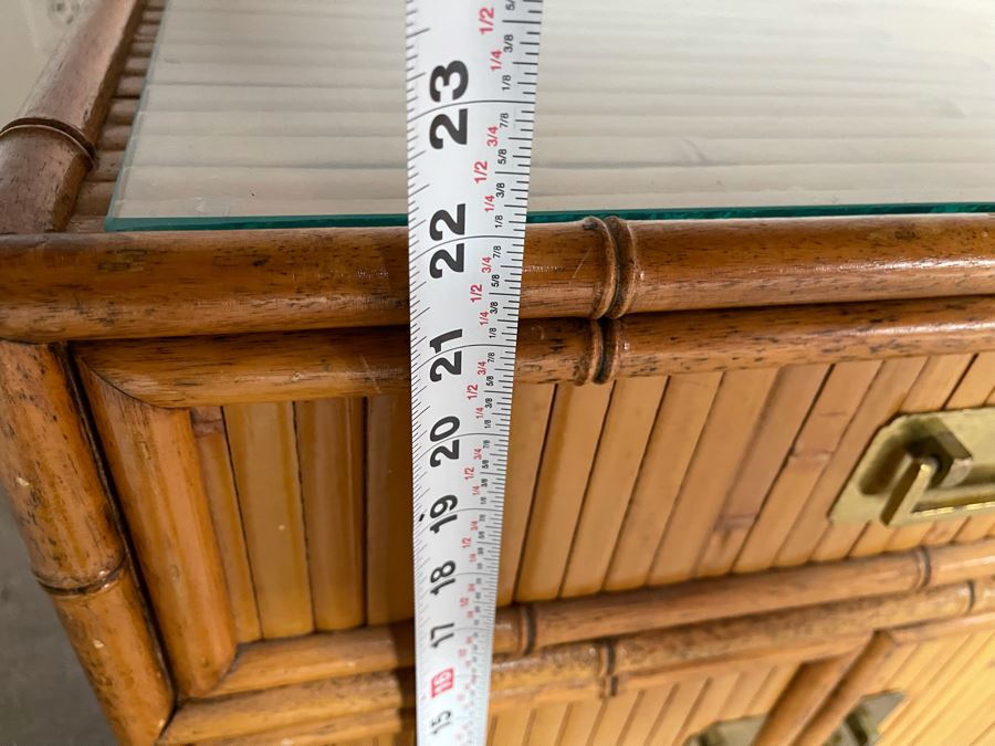 Vintage Hollywood Regency Side Table Cabinet With Glass Top 22W X 15D X 22H [Photo 10]