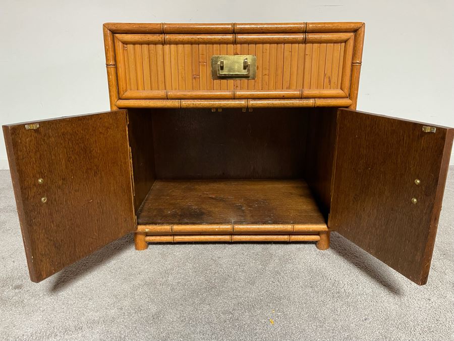 Vintage Hollywood Regency Side Table Cabinet With Glass Top 22W X 15D X 22H [Photo 7]