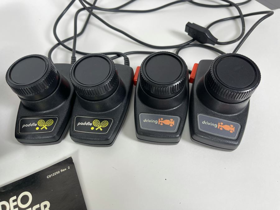 Original ATARI 2600 Video Computer System Video Game System With Original Owner's Manual, Joystick, Paddle Controllers & Driving Controllers - Note Missing Power Cord [Photo 8]