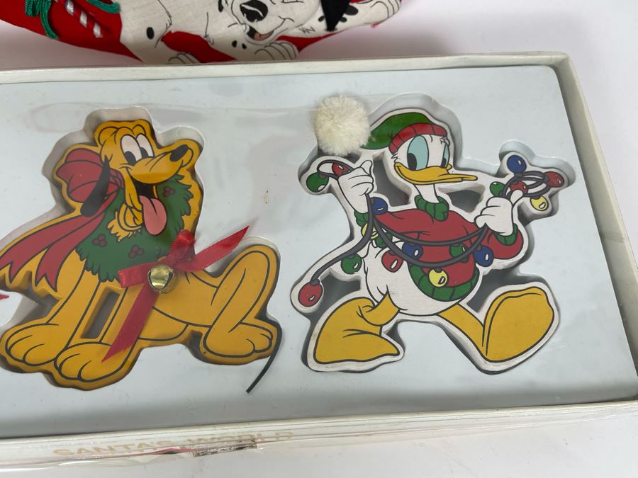 Disney's 101 Dalmations Wreath And (2) New Boxes Of Disney Ornaments From Santa's World [Photo 6]