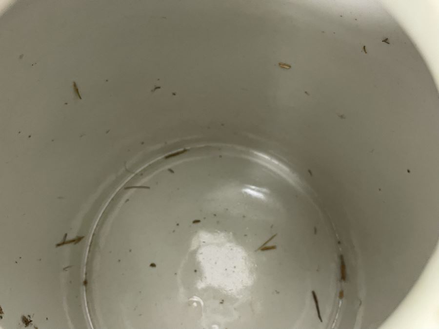 Chinese Porcelain Ginger Jar With Lid 8W X 9.5H [Photo 9]