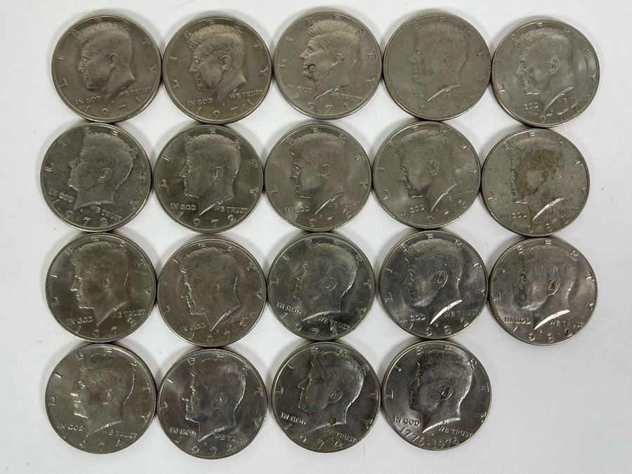 (19) Kennedy Half Dollars From 1971-1982 [Photo 2]