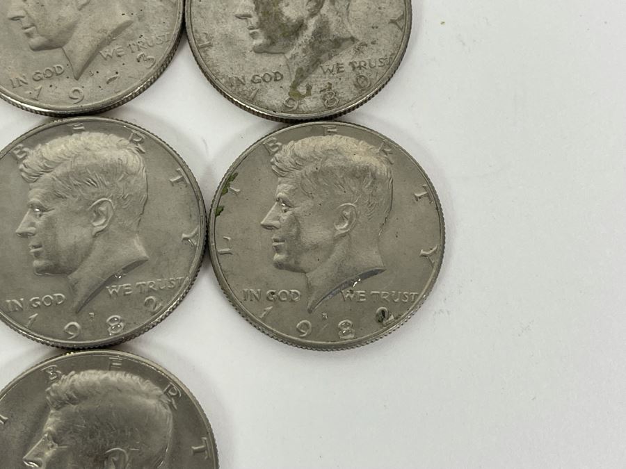 (19) Kennedy Half Dollars From 1971-1982 [Photo 11]