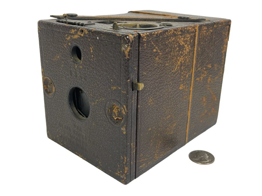Vintage Blair Camera Company Box Camera Boston MA [Photo 1]