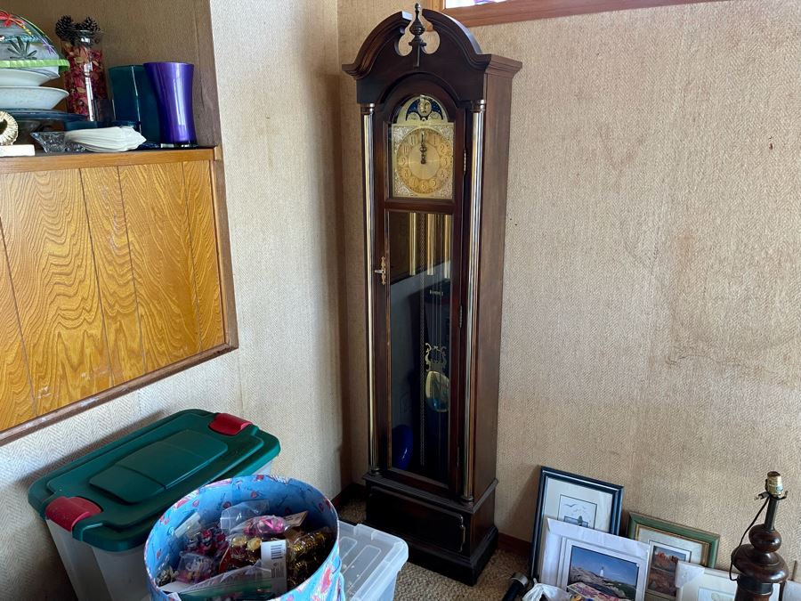 Seth Thomas Grandfather Clock 20W X 10D X 75H [Photo 5]