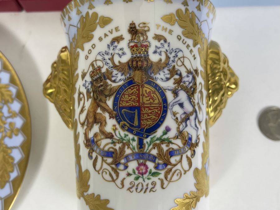 Pair Of Halcyon Days Christmas Boxes With Original Boxes From 1983 & 1984 Plus Buckingham Palace Diamond Jubilee English Cup And Plate From 2012 With Original Boxes [Photo 7]
