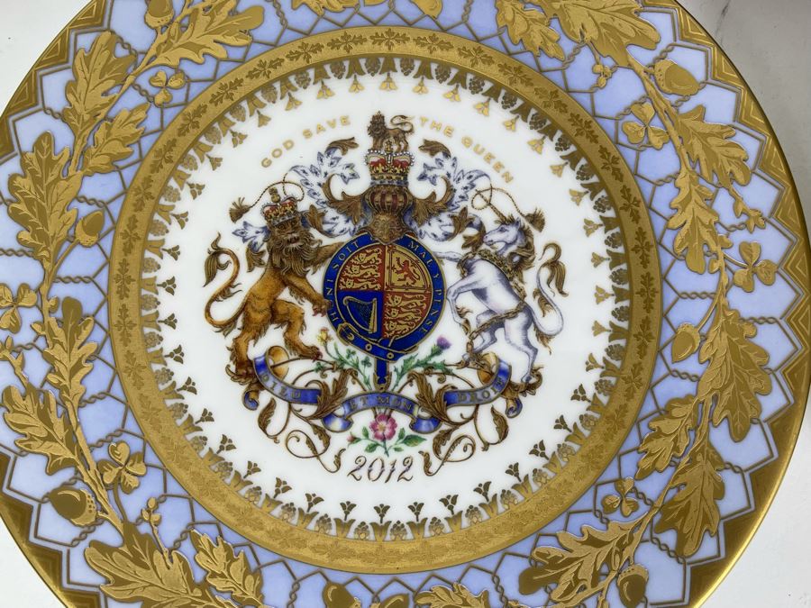 Pair Of Halcyon Days Christmas Boxes With Original Boxes From 1983 & 1984 Plus Buckingham Palace Diamond Jubilee English Cup And Plate From 2012 With Original Boxes [Photo 5]