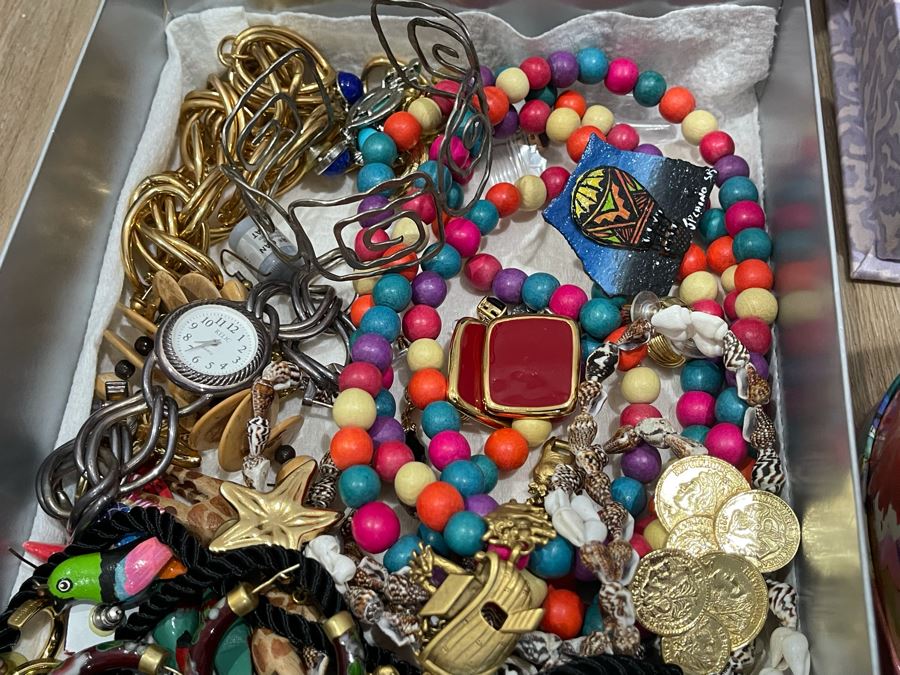 Costume Jewelry Lot - See Photos [Photo 22]