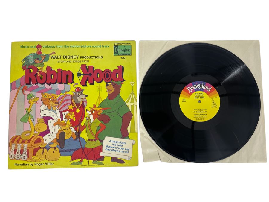 Vintage Disneyland Record Walt Disney Story And Songs From Robin Hood With Illustrated Book [Photo 1]