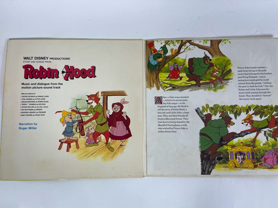 Vintage Disneyland Record Walt Disney Story And Songs From Robin Hood With Illustrated Book [Photo 4]