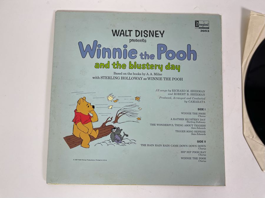 Vintage Disneyland Record Walt Disney Presents Winnie The Pooh And The Blustery Day With Illustrated Book [Photo 8]