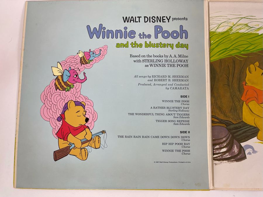 Vintage Disneyland Record Walt Disney Presents Winnie The Pooh And The Blustery Day With Illustrated Book [Photo 4]
