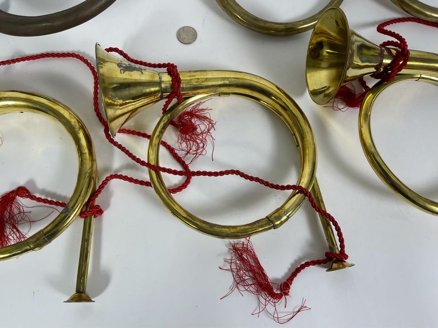 Six Decorative Brass Horns [Photo 5]