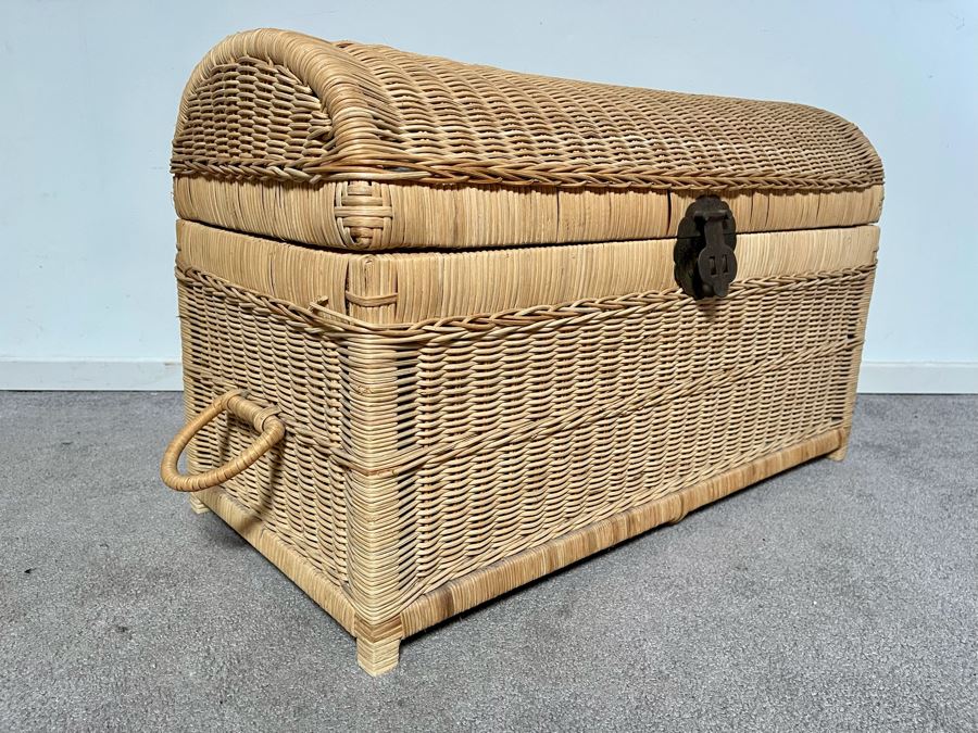 Vintage Woven Wicker Domed Trunk 31W X 16D X 19H [Photo 4]