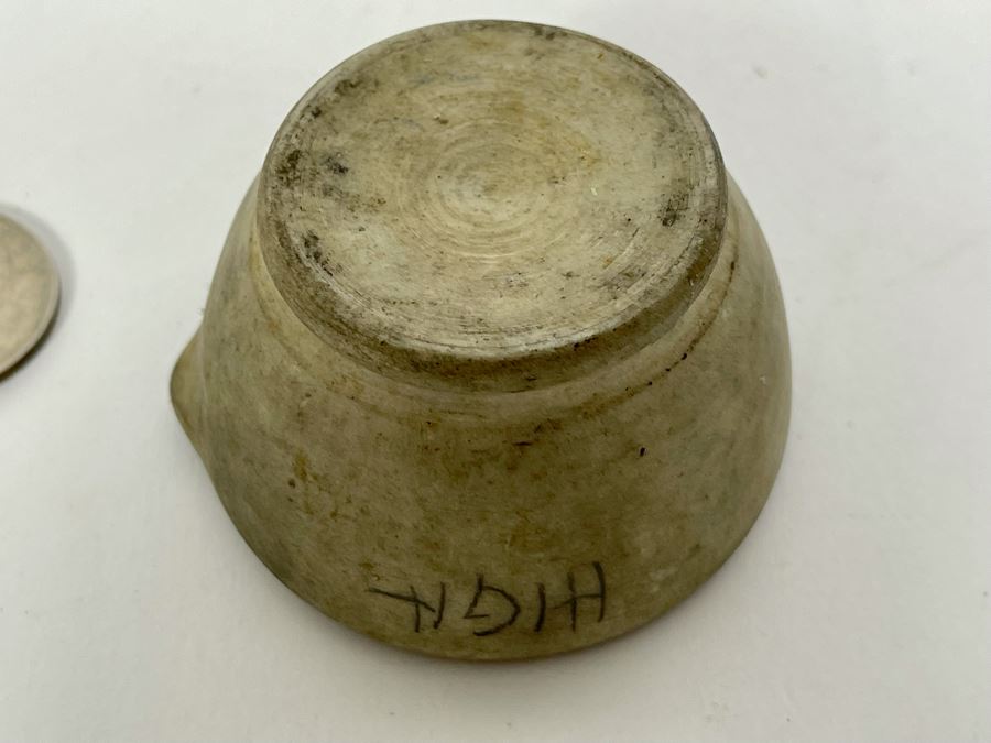 Antique Wedgwood English Mortar & Pestle Set Signed [Photo 8]