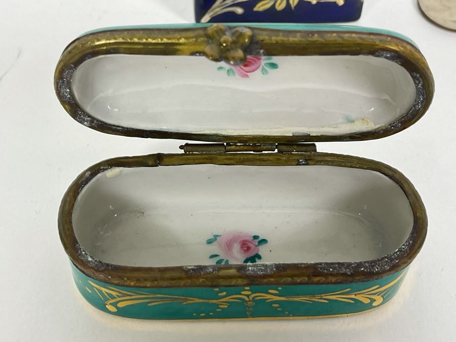 Pair Of Hand Painted Vintage English Porcelain Boxes [Photo 10]