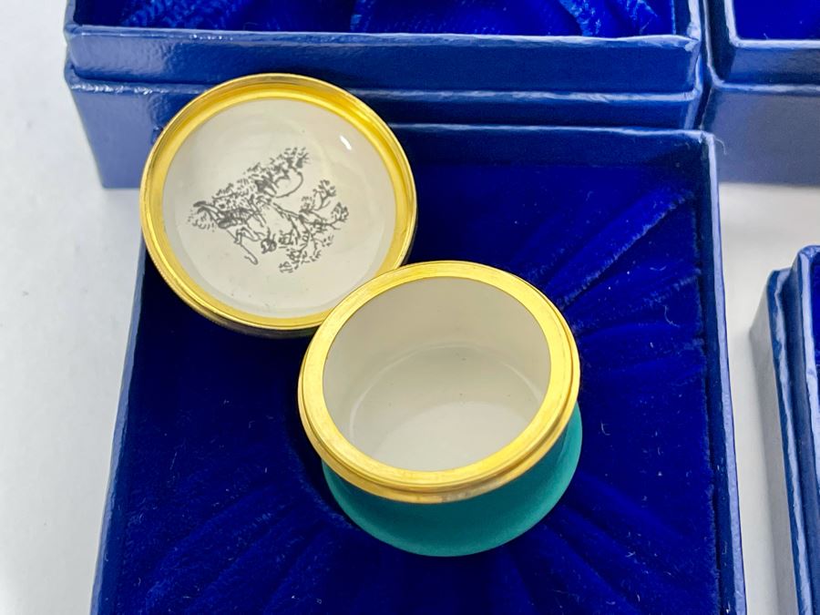Six Halcyon Days Enamel Boxes With Original Boxes Including Limited Edition Bilston Enamel The Victoria & Albert Museum Box 148 Of 350 [Photo 15]