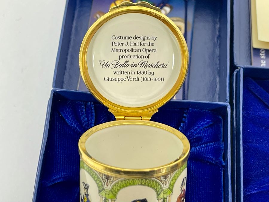 Six Halcyon Days Enamel Boxes With Original Boxes Including Limited Edition Bilston Enamel The Victoria & Albert Museum Box 148 Of 350 [Photo 11]