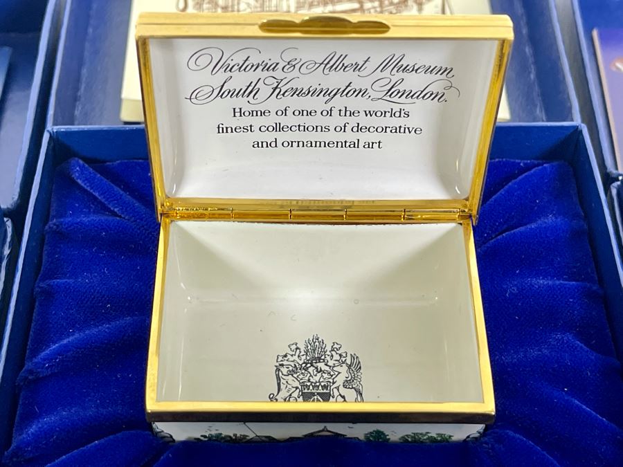 Six Halcyon Days Enamel Boxes With Original Boxes Including Limited Edition Bilston Enamel The Victoria & Albert Museum Box 148 Of 350 [Photo 12]