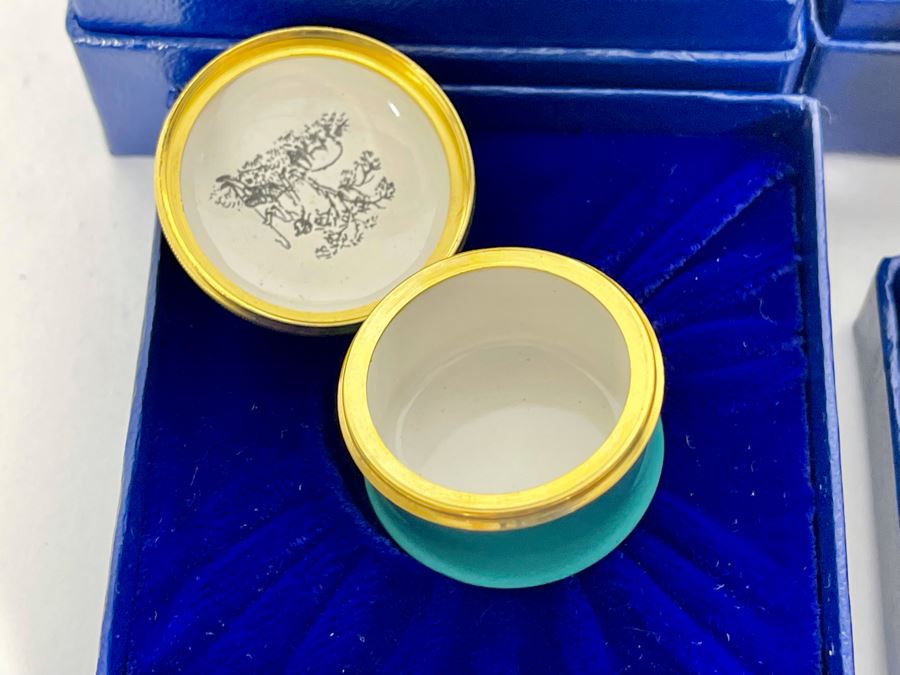 Six Halcyon Days Enamel Boxes With Original Boxes Including Limited Edition Bilston Enamel The Victoria & Albert Museum Box 148 Of 350 [Photo 14]