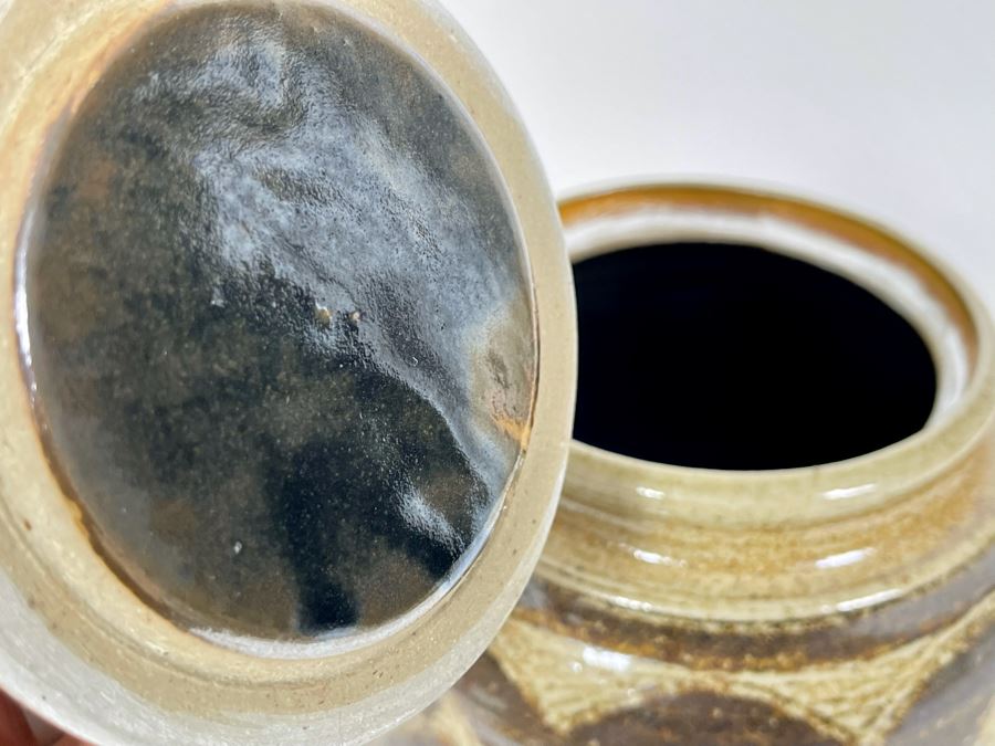 Mid-Century Pottery Jar With Lid Signed Darrah 7W X 9H [Photo 6]