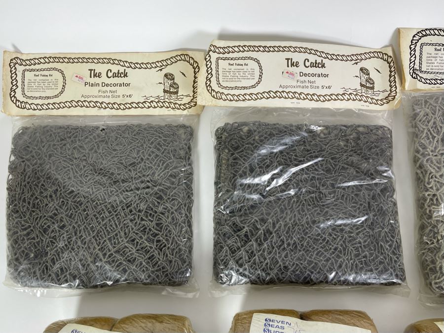 Vintage New Old Stock Fish Net / Ocean Treasures Decor [Photo 6]