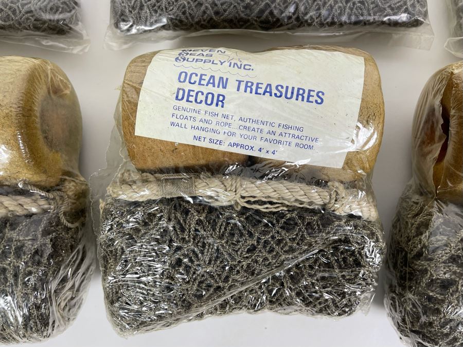 Vintage New Old Stock Fish Net / Ocean Treasures Decor [Photo 8]