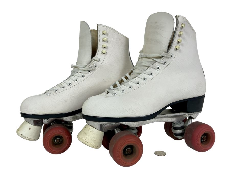 Pair Of Vintage Riedell Roller Skates Size 9 [Photo 1]