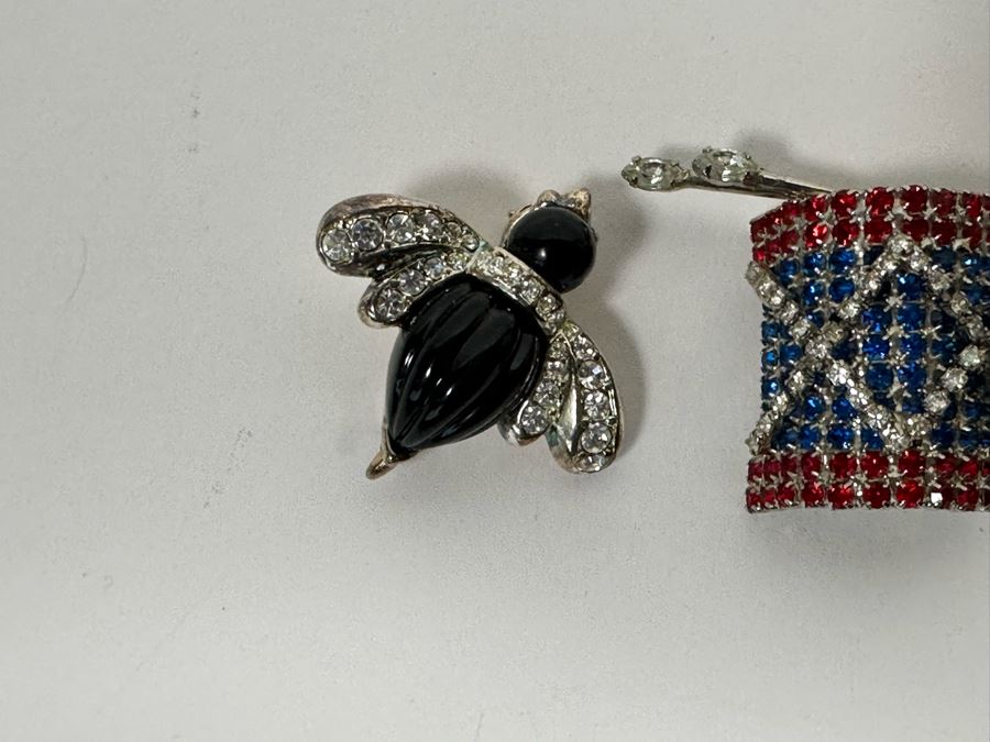 Costume Jewelry Lot Including Bauer Drum And Carolee Flags [Photo 7]