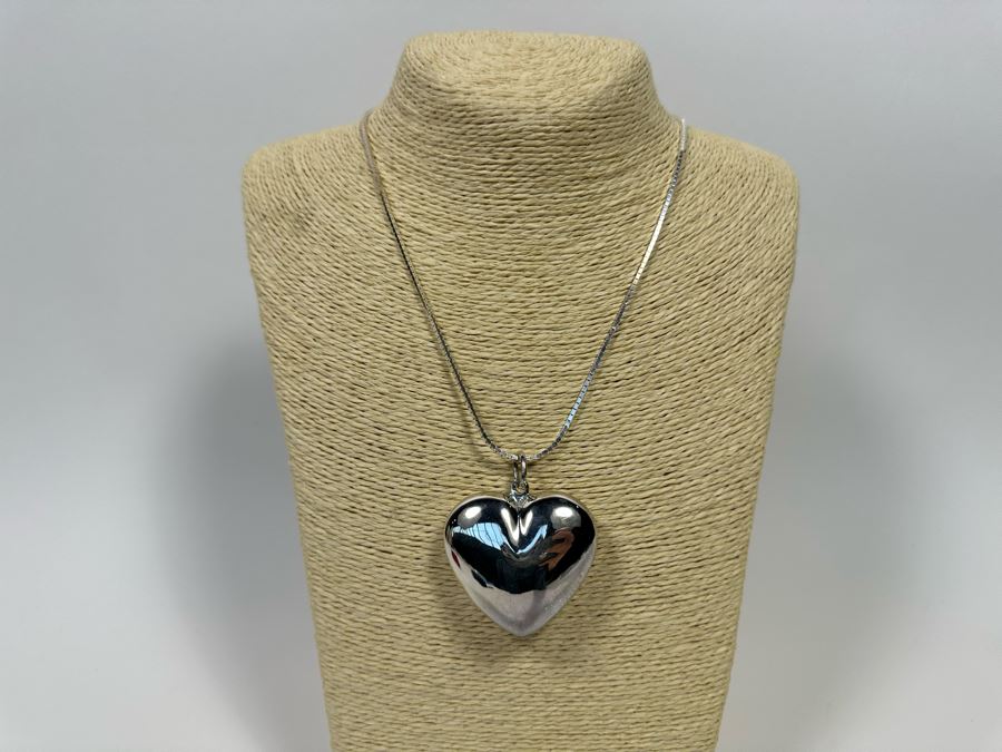 Large Sterling Silver Heart Pendant With Sterling 17' Chain Necklace 35.1g [Photo 3]