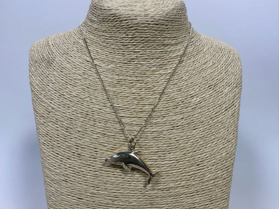 Sterling Silver Dolphine Pendant With Sterling Chain, Sterling Dolphin Earrings And Sterling Shell Earrings [Photo 3]