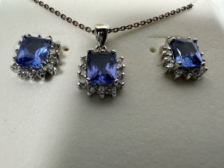 Sterling Silver Pendant With Sterling Chain Necklace [Photo 3]